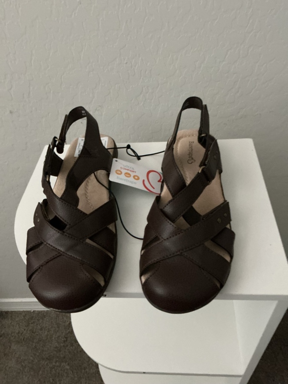 BareTraps Womens Dark Brown Strappy Sandals Sz 7